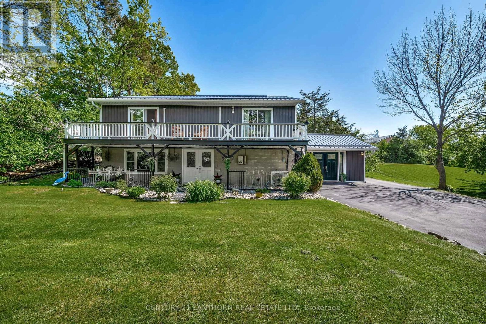 11807 Loyalist Parkway, Prince Edward County, Ontario  K0K 2T0 - Photo 2 - X12246174