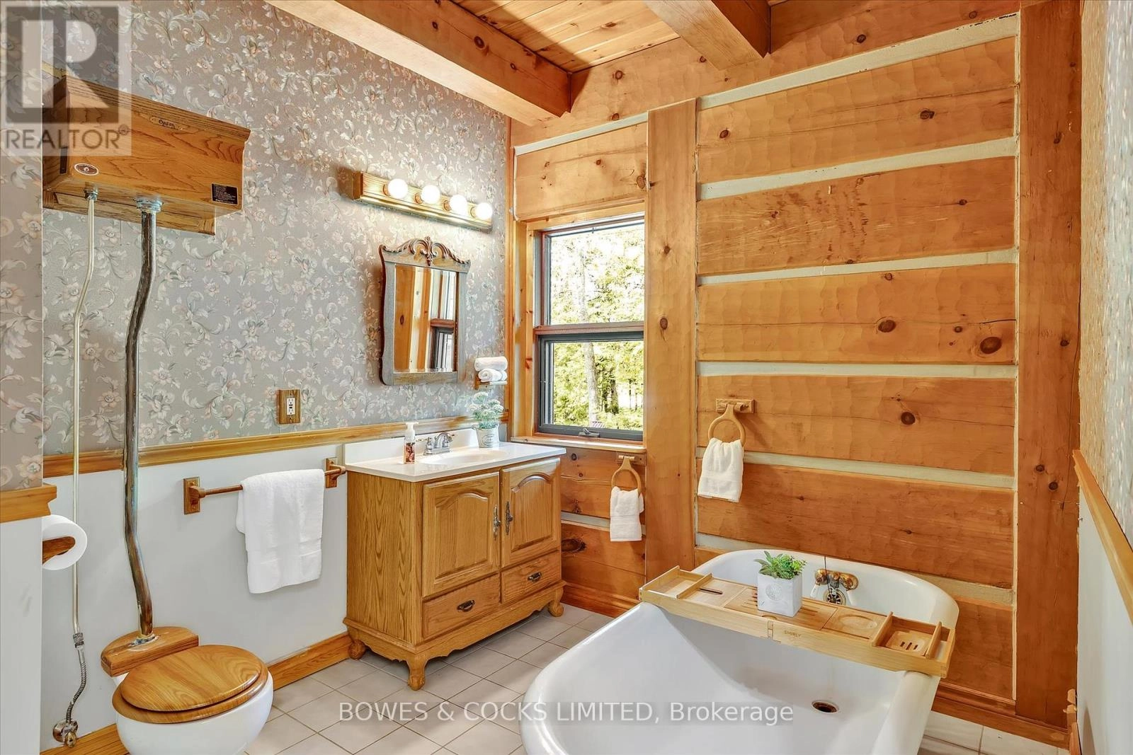 575 Golf Course Road, Douro-Dummer, Ontario  K0L 2H0 - Photo 34 - X12329886