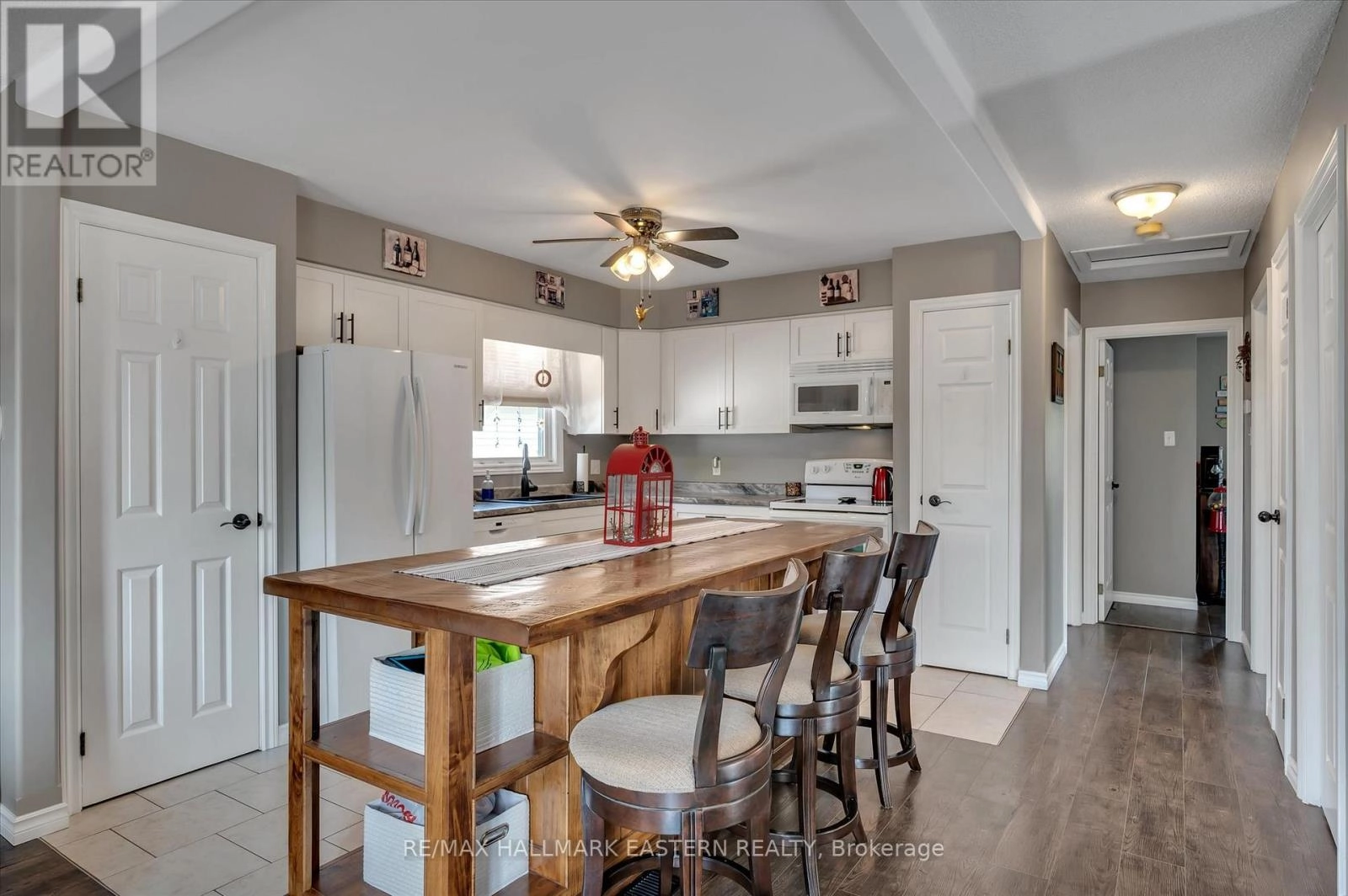 2574 Foxmeadow Road, Peterborough East, Ontario  K9L 1X2 - Photo 2 - X12329699