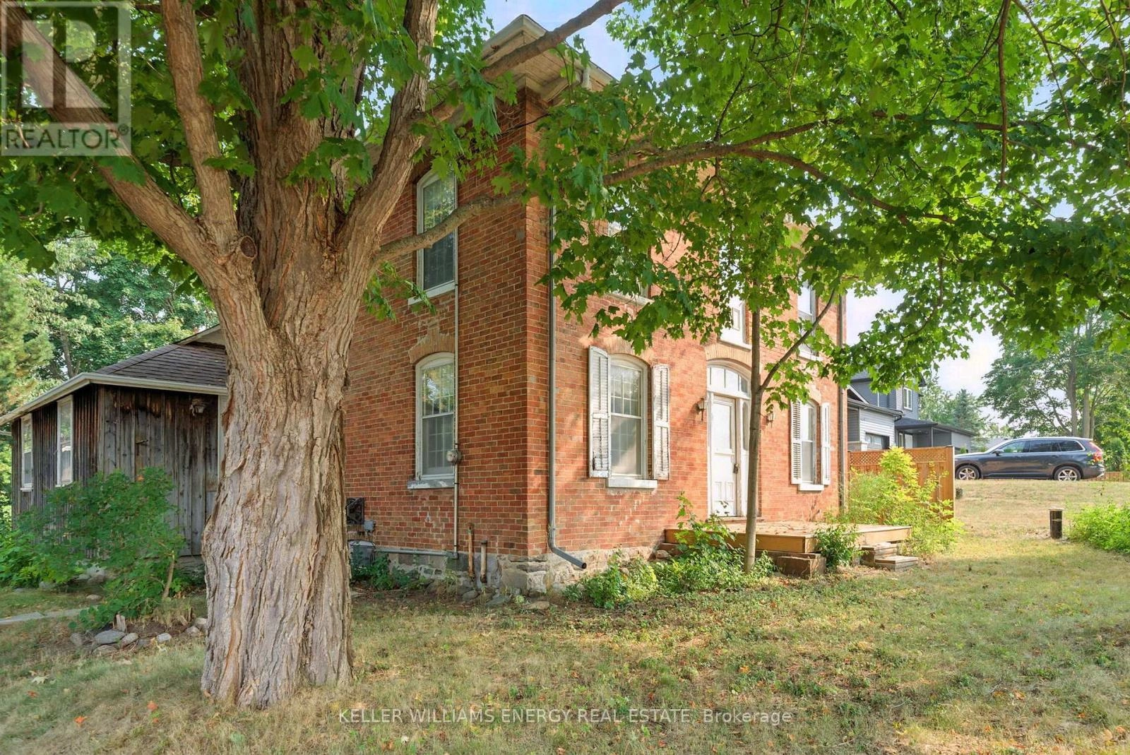 10348 Ravenshoe Road, Uxbridge, Ontario  L9P 1R2 - Photo 2 - N12330059