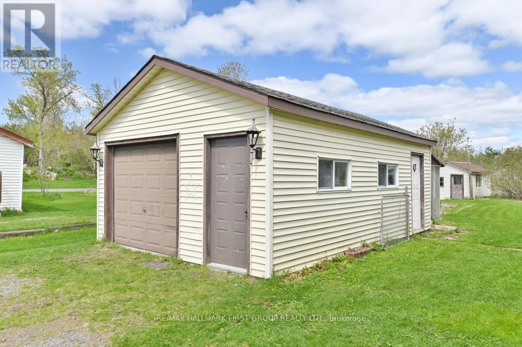 48 Victoria Street, Marmora And Lake, Ontario  K0K 2M0 - Photo 3 - X12330372