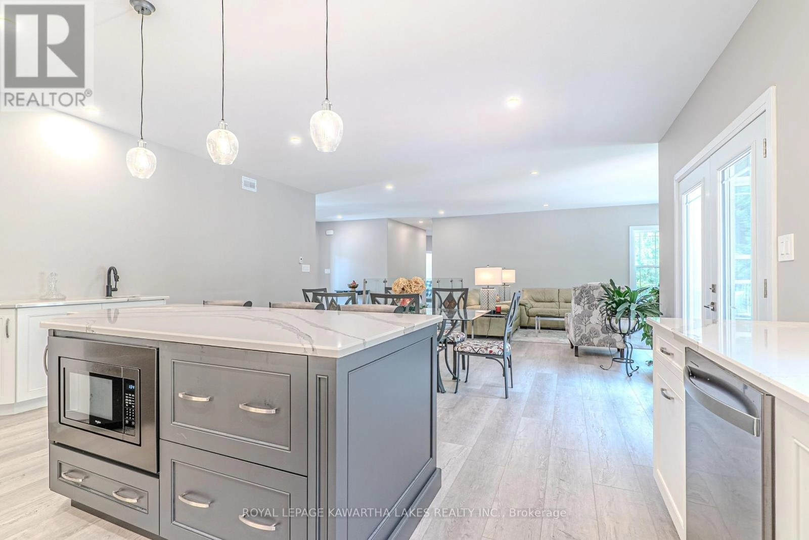 18 New Pierce Drive, Stirling-Rawdon, Ontario K0K 3E0 - Photo 15 - X12330485