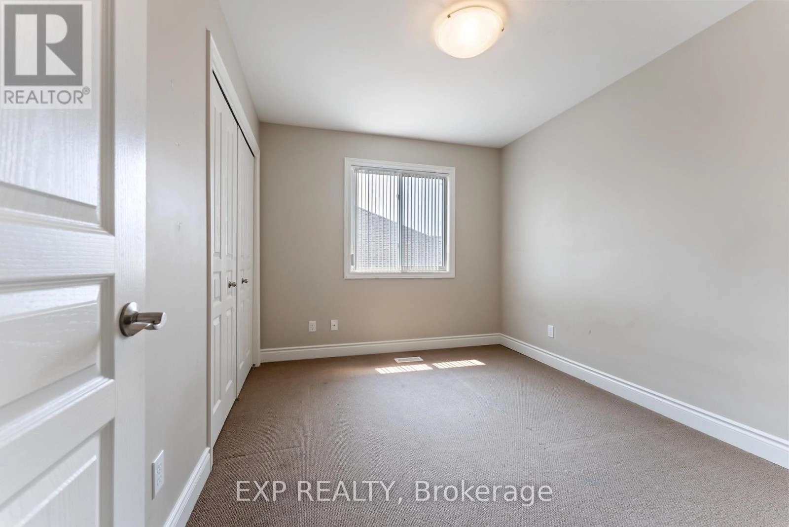 28 Stonecrest Boulevard, Quinte West, Ontario K8R 0A4 - Photo 21 - X12330493