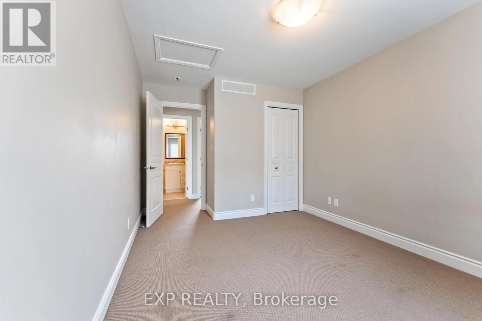 28 Stonecrest Boulevard, Quinte West, Ontario K8R 0A4 - Photo 24 - X12330493