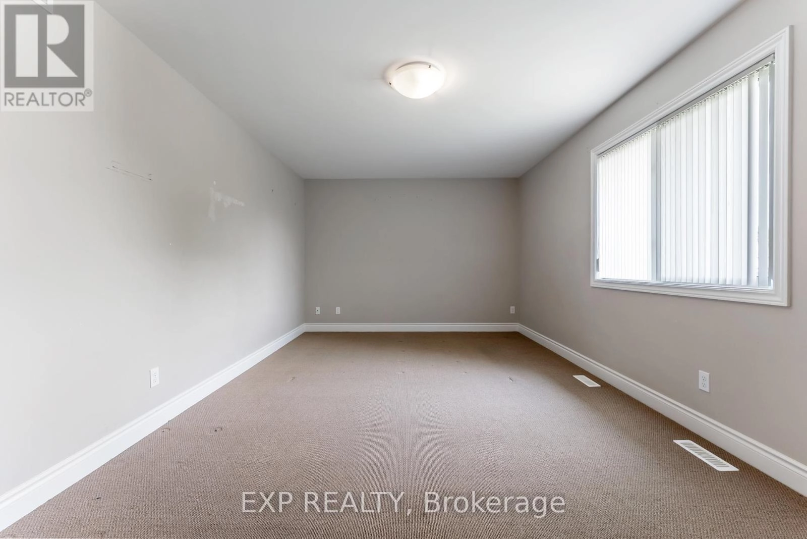 28 Stonecrest Boulevard, Quinte West, Ontario K8R 0A4 - Photo 25 - X12330493