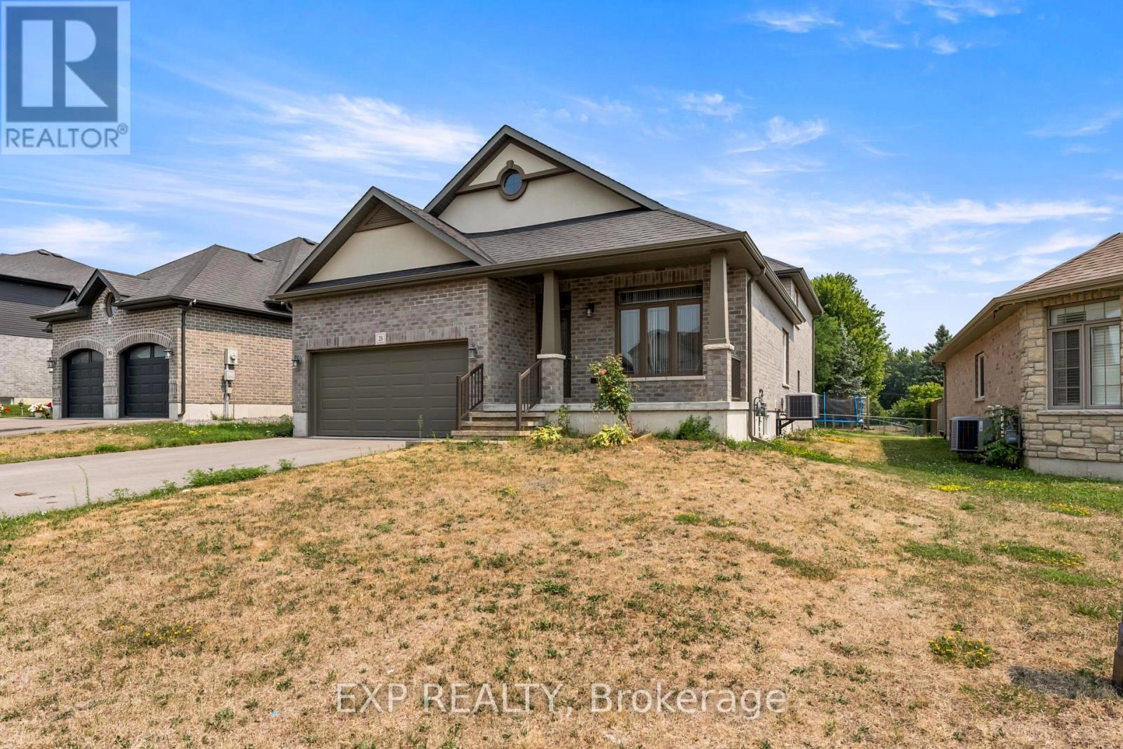 28 Stonecrest Boulevard, Quinte West, Ontario  K8R 0A4 - Photo 3 - X12330493