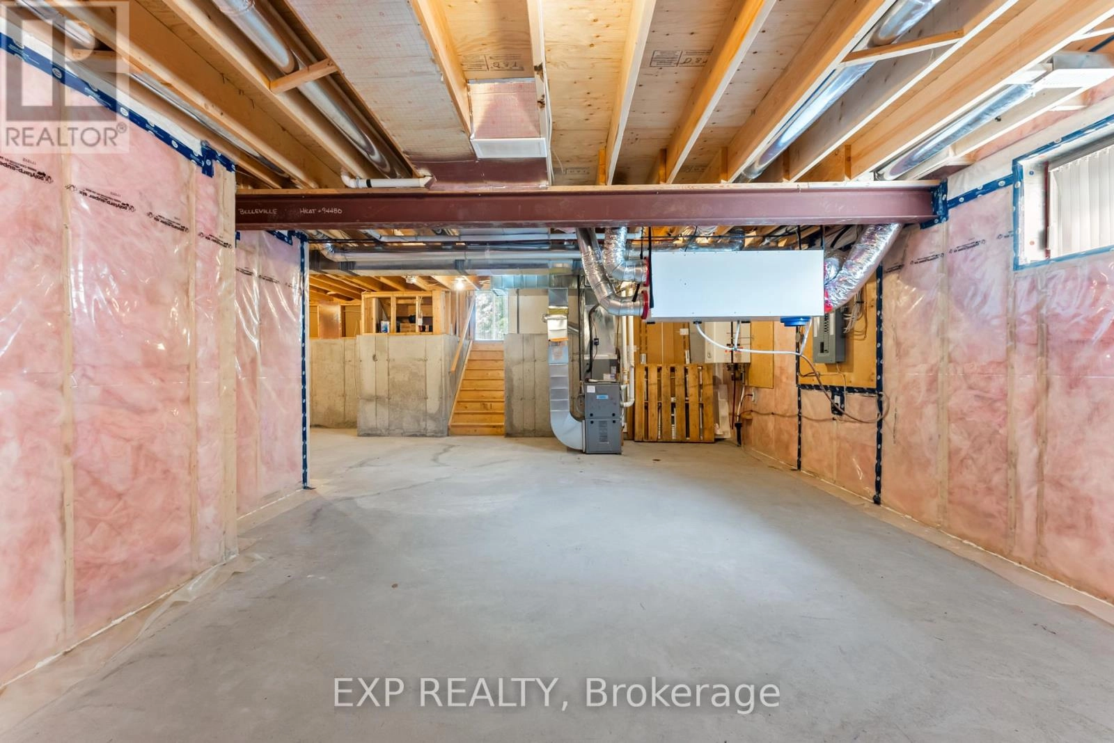 28 Stonecrest Boulevard, Quinte West, Ontario K8R 0A4 - Photo 30 - X12330493