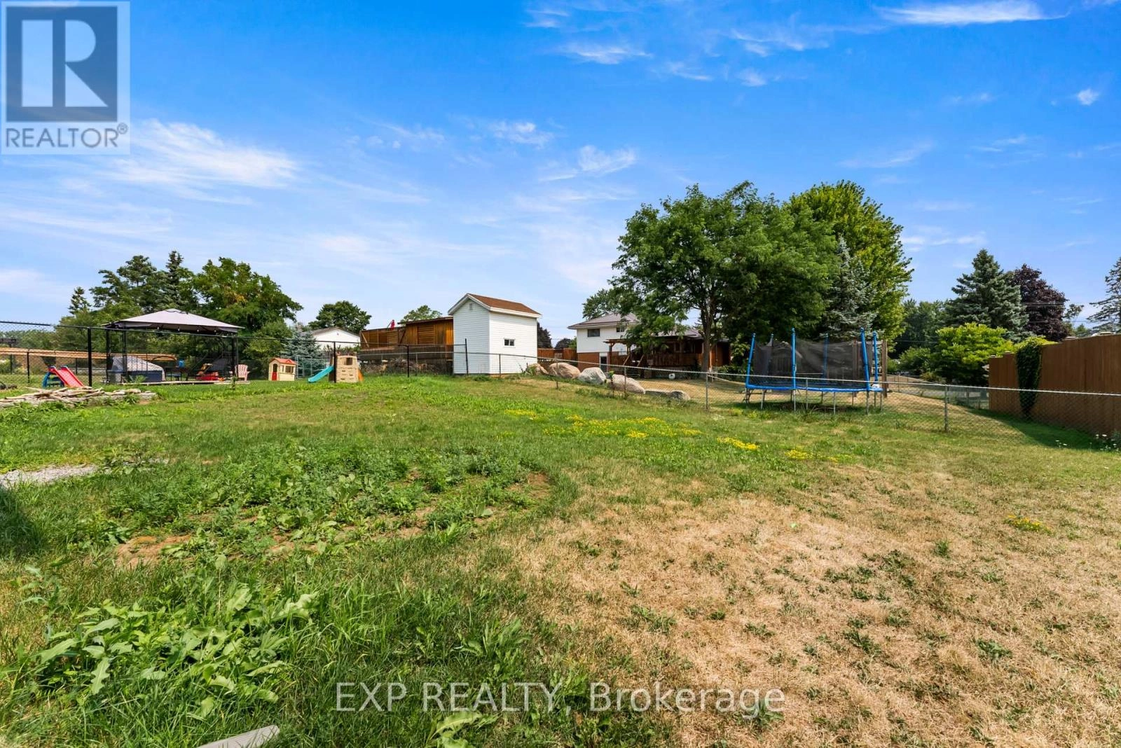 28 Stonecrest Boulevard, Quinte West, Ontario K8R 0A4 - Photo 34 - X12330493