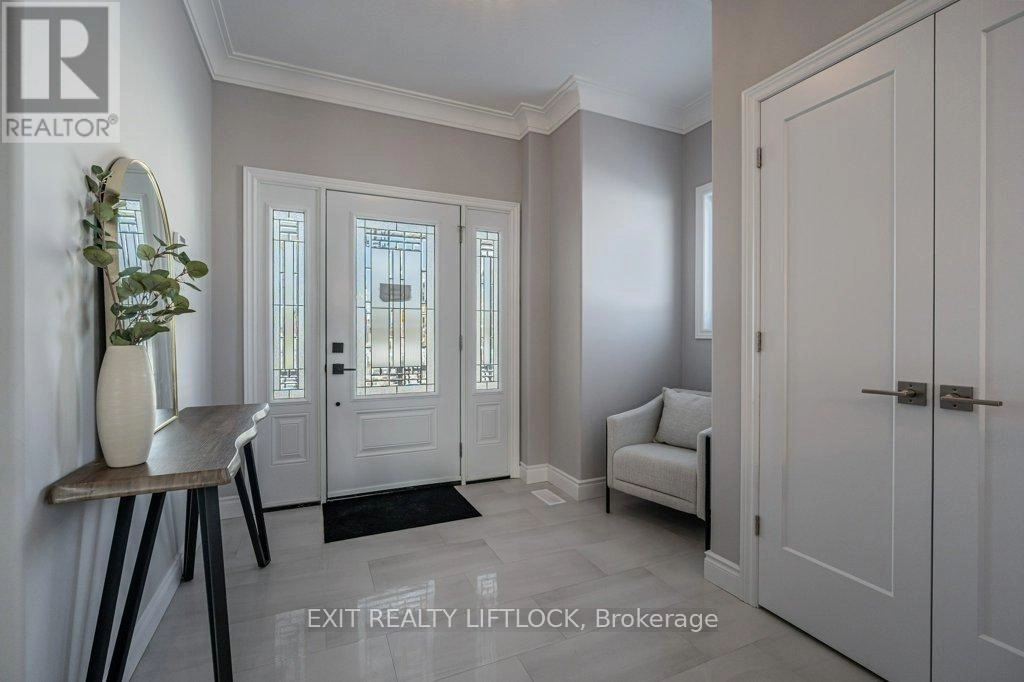 802 Steinberg Court, Peterborough North, Ontario  K9K 0H7 - Photo 2 - X12330695