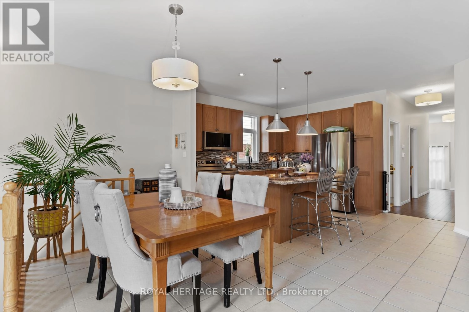 11 Piper Crescent, Clarington, Ontario L1C 0G3 - Photo 8 - E12329461