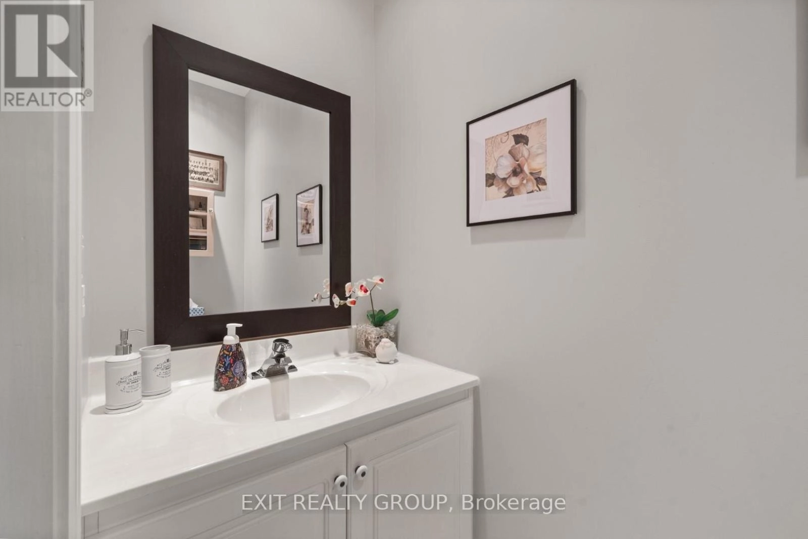 830 County Rd 20, Prince Edward County, Ontario K0K 3L0 - Photo 30 - X12331317