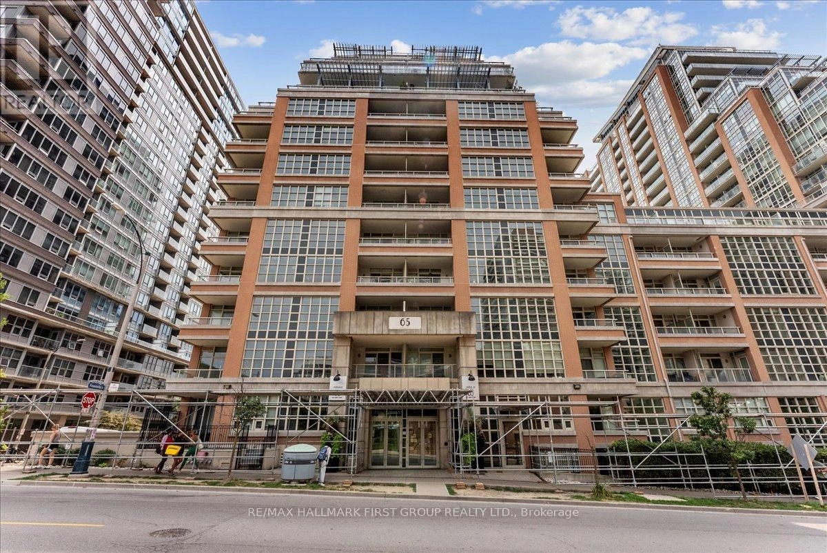 1018 - 65 East Liberty Street, Toronto, Ontario  M6K 3R2 - Photo 2 - C12331776