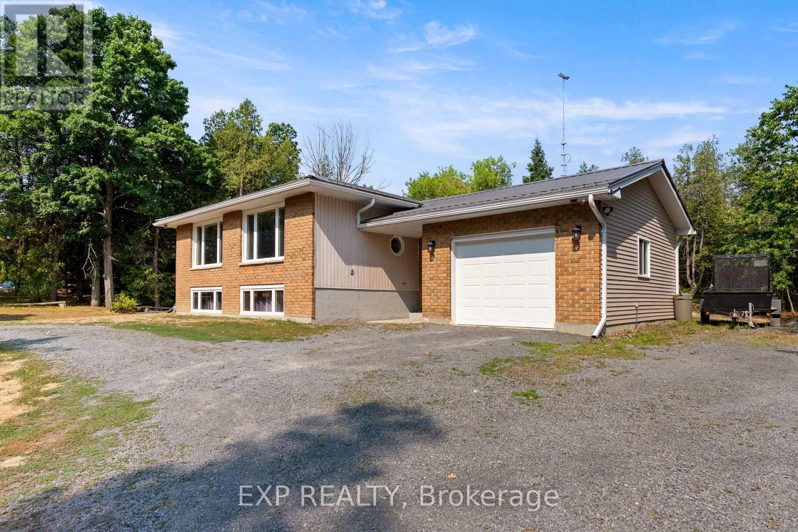 2083 Melrose Road, Tyendinaga, Ontario  K0K 2N0 - Photo 3 - X12332224