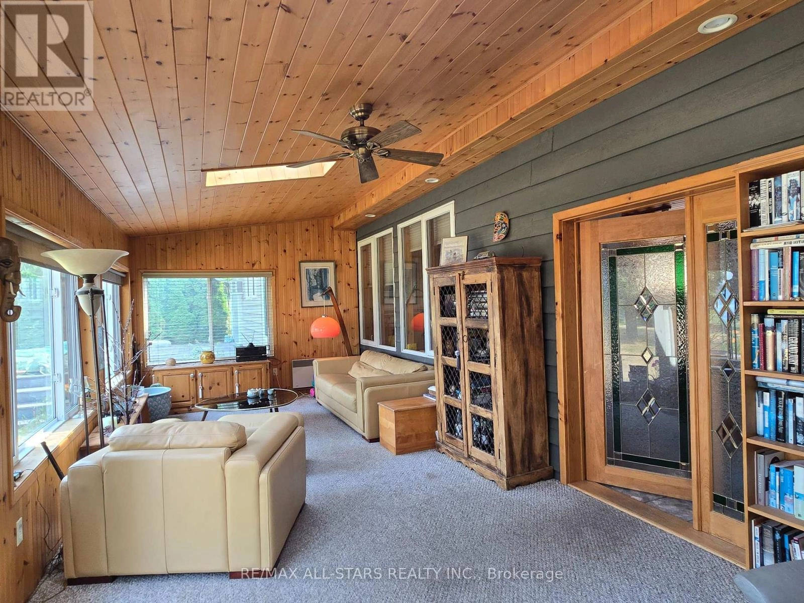 321 Rabys Shore Drive, Kawartha Lakes, Ontario K0M 1N0 - Photo 33 - X12332446