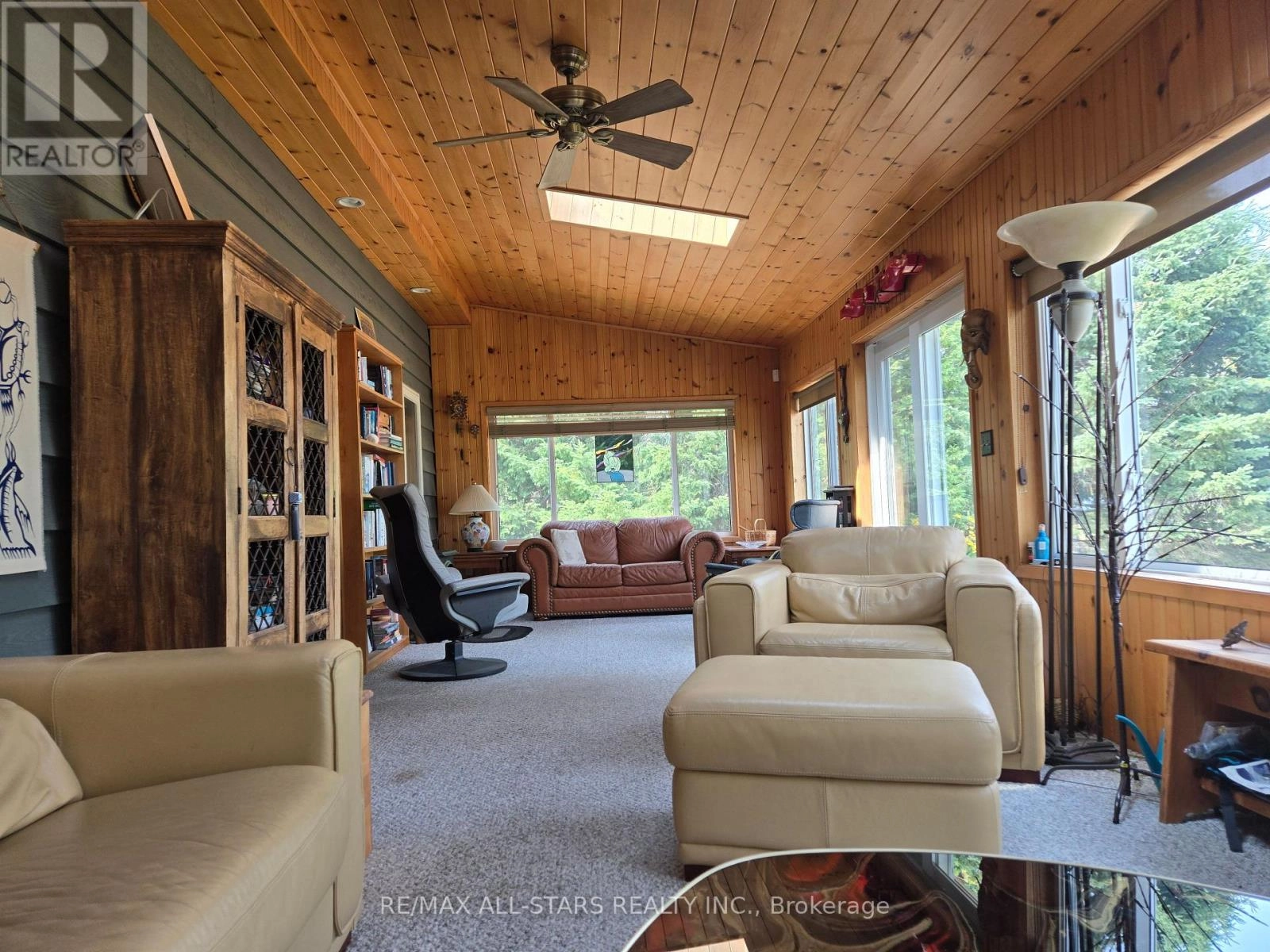 321 Rabys Shore Drive, Kawartha Lakes, Ontario K0M 1N0 - Photo 34 - X12332446