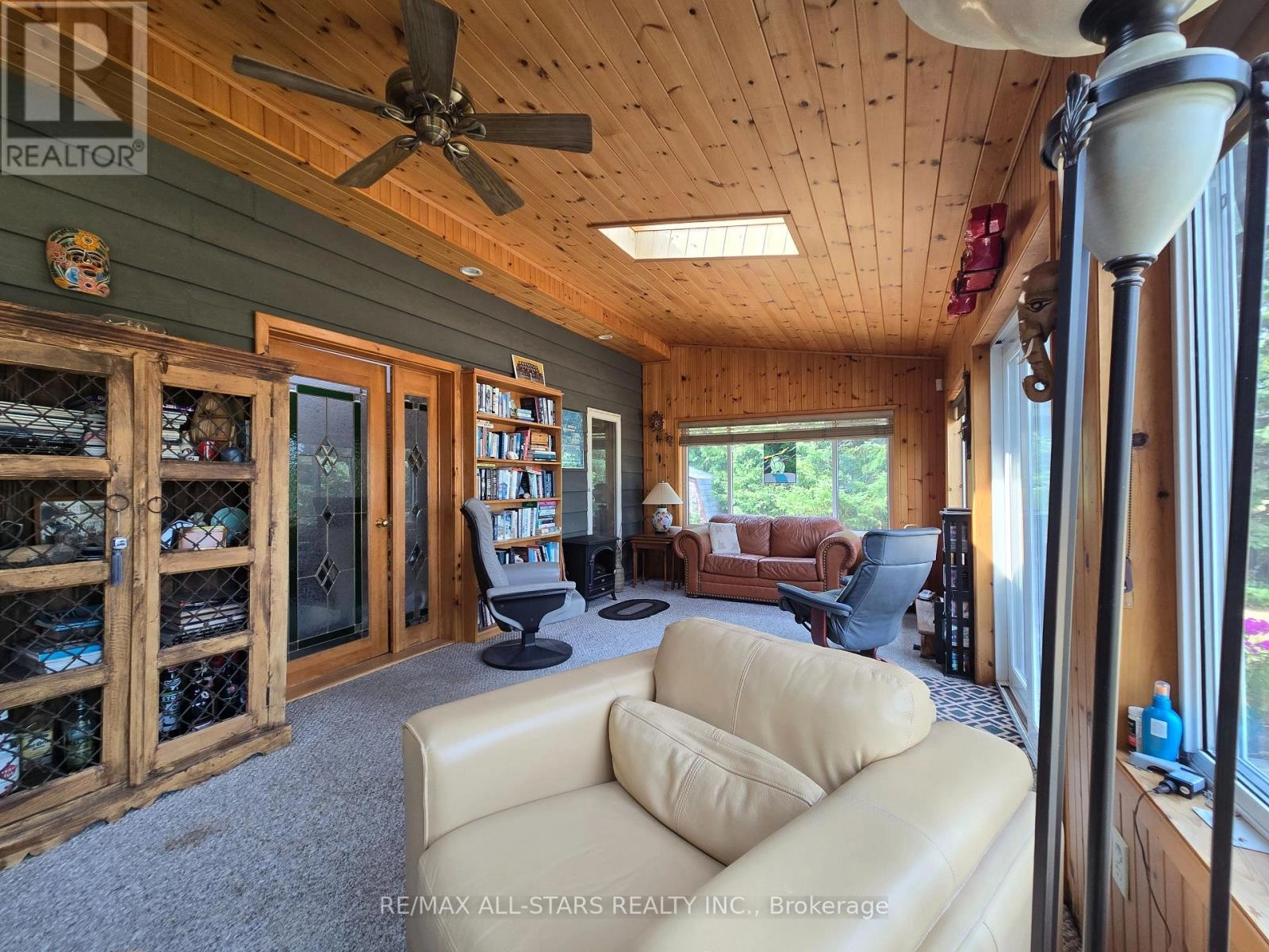 321 Rabys Shore Drive, Kawartha Lakes, Ontario K0M 1N0 - Photo 35 - X12332446