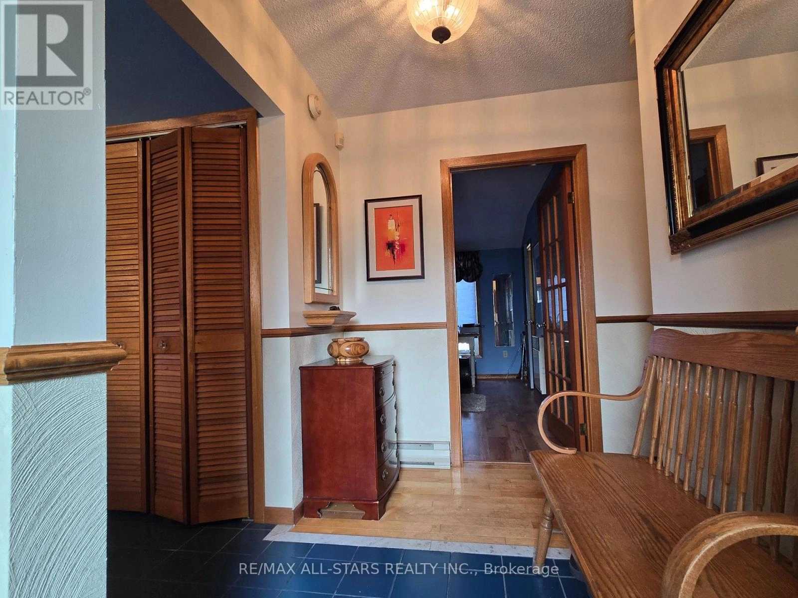 321 Rabys Shore Drive, Kawartha Lakes, Ontario K0M 1N0 - Photo 9 - X12332446