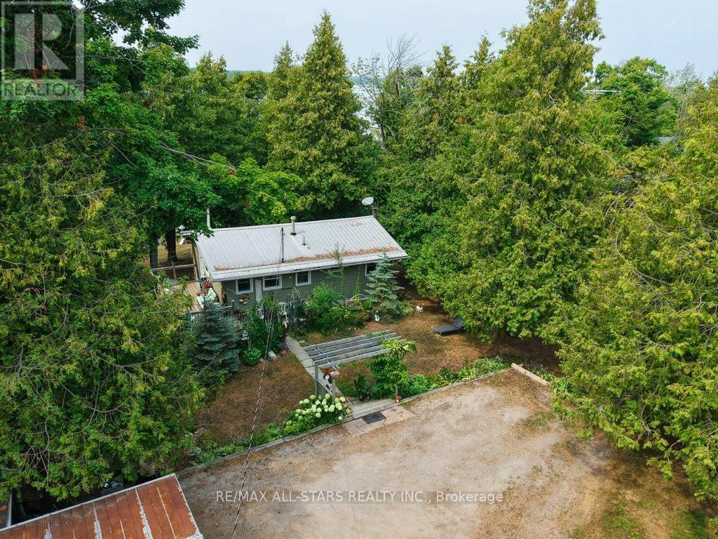 6 LEISURE LANE, Kawartha Lakes, Ontario