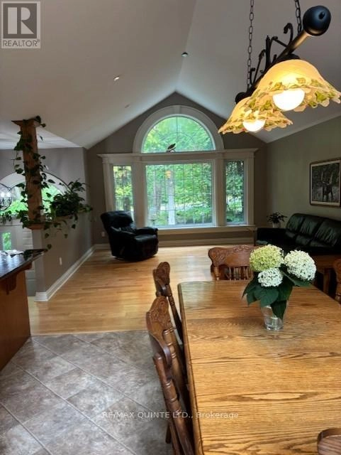 156 Tracey Road S, Tyendinaga, Ontario K0K 2Y0 - Photo 25 - X12332629