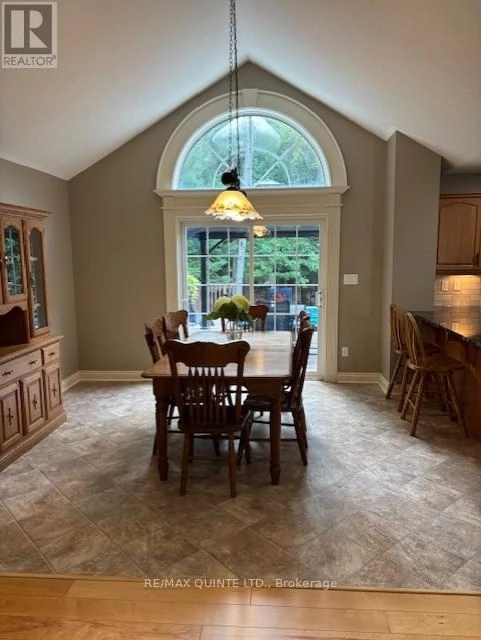 156 Tracey Road S, Tyendinaga, Ontario K0K 2Y0 - Photo 27 - X12332629