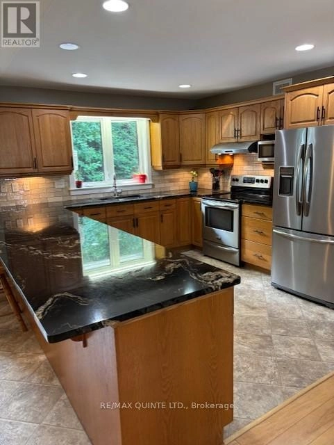 156 Tracey Road S, Tyendinaga, Ontario K0K 2Y0 - Photo 28 - X12332629