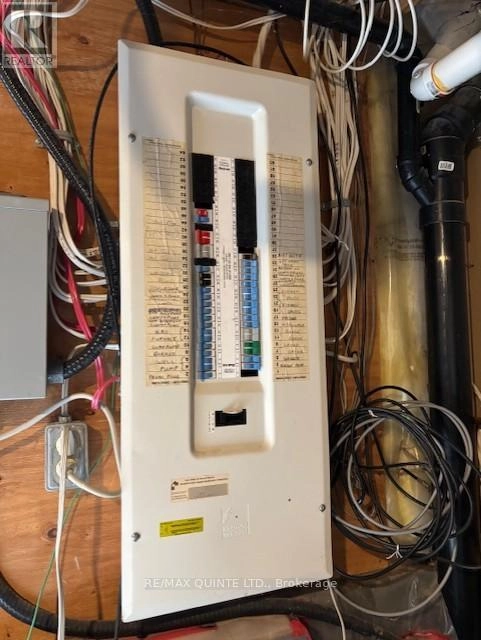 156 Tracey Road S, Tyendinaga, Ontario K0K 2Y0 - Photo 45 - X12332629