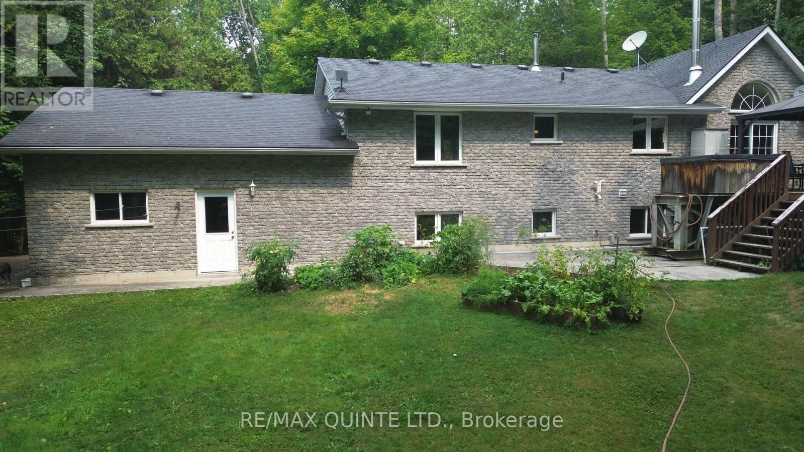 156 Tracey Road S, Tyendinaga, Ontario K0K 2Y0 - Photo 9 - X12332629