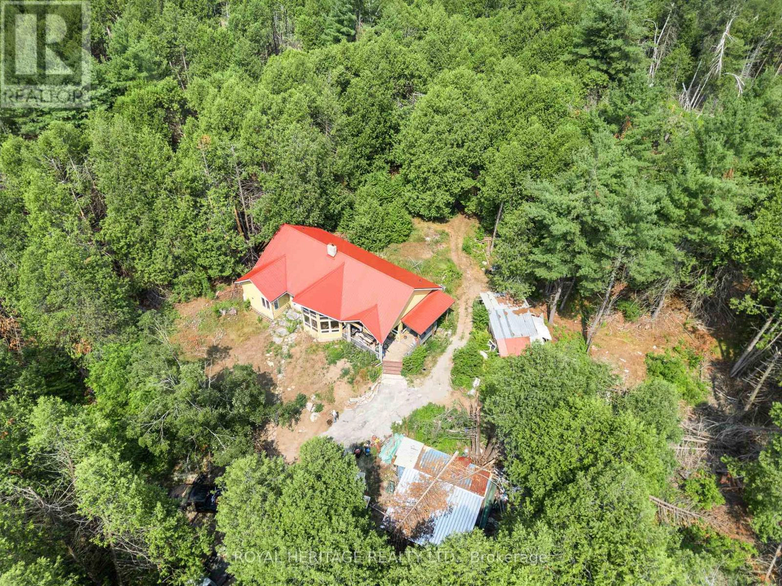 201 Dutch Line Road, Trent Lakes, Ontario K0M 2A0 - Photo 4 - X12332711