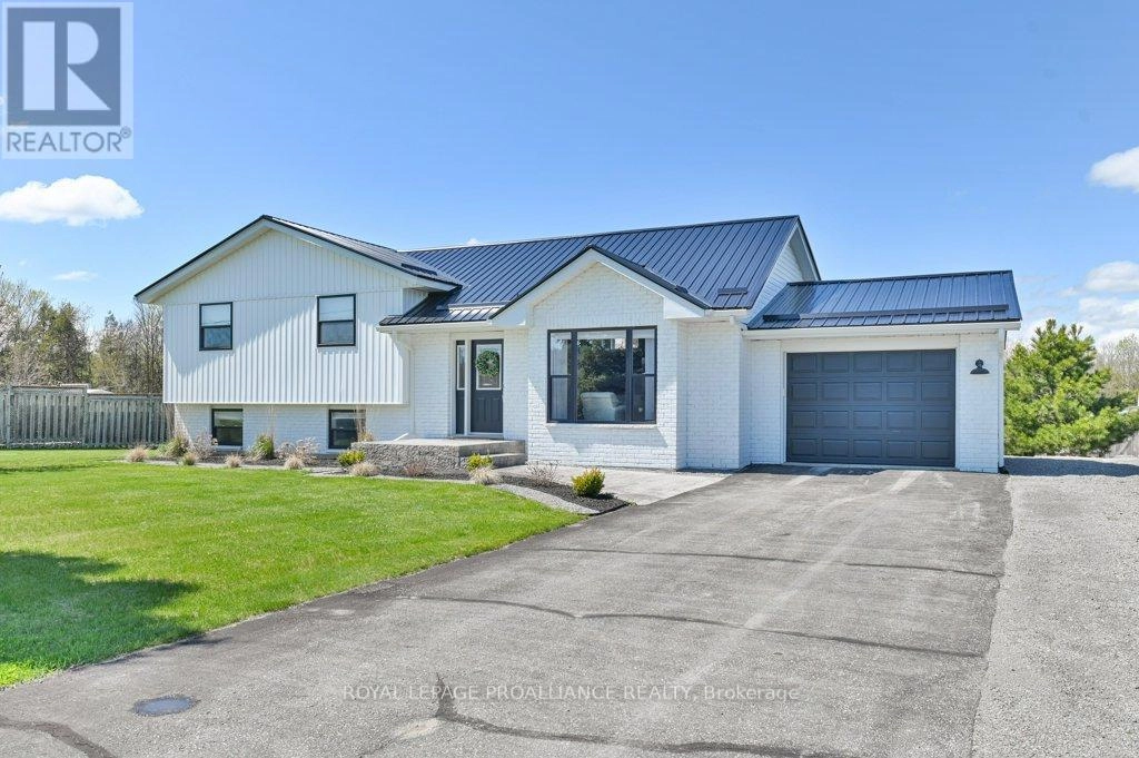 1640 Carman Road, Quinte West, Ontario  K8V 5P4 - Photo 3 - X12332739