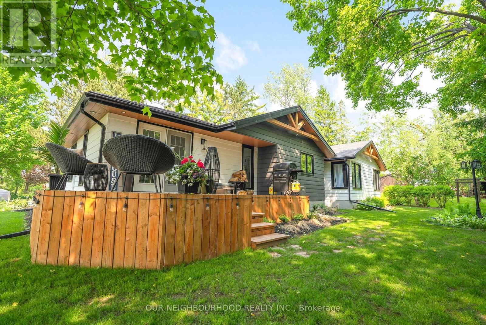 194 Snug Harbour Road, Kawartha Lakes, Ontario  K9V 4R6 - Photo 1 - X12332754