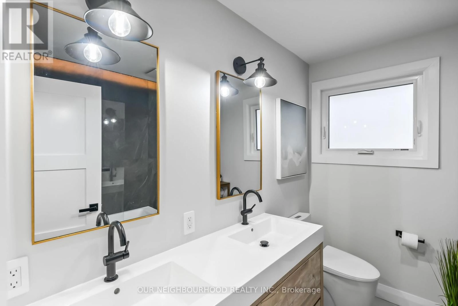 194 Snug Harbour Road, Kawartha Lakes, Ontario K9V 4R6 - Photo 17 - X12332754