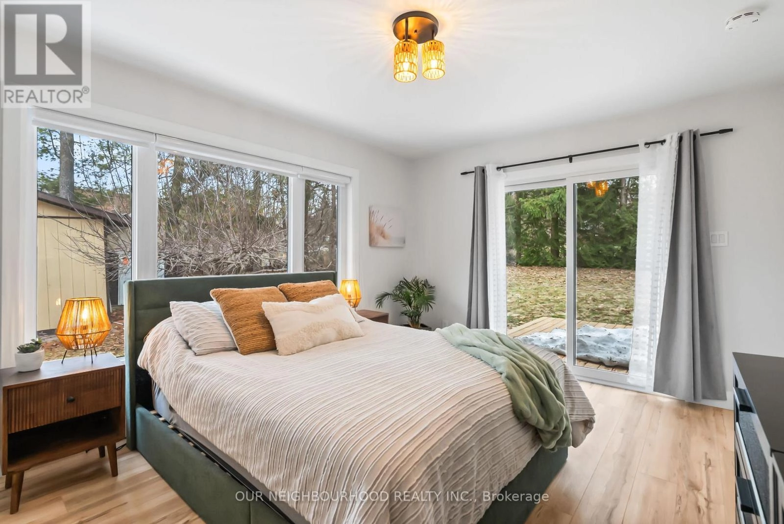 194 Snug Harbour Road, Kawartha Lakes, Ontario K9V 4R6 - Photo 32 - X12332754