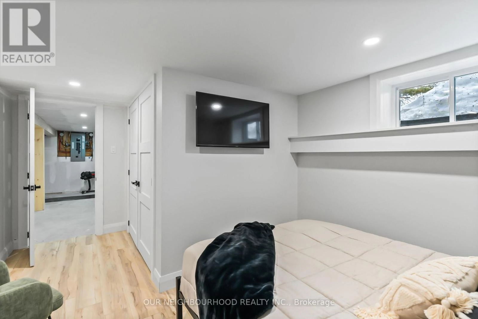 194 Snug Harbour Road, Kawartha Lakes, Ontario K9V 4R6 - Photo 37 - X12332754