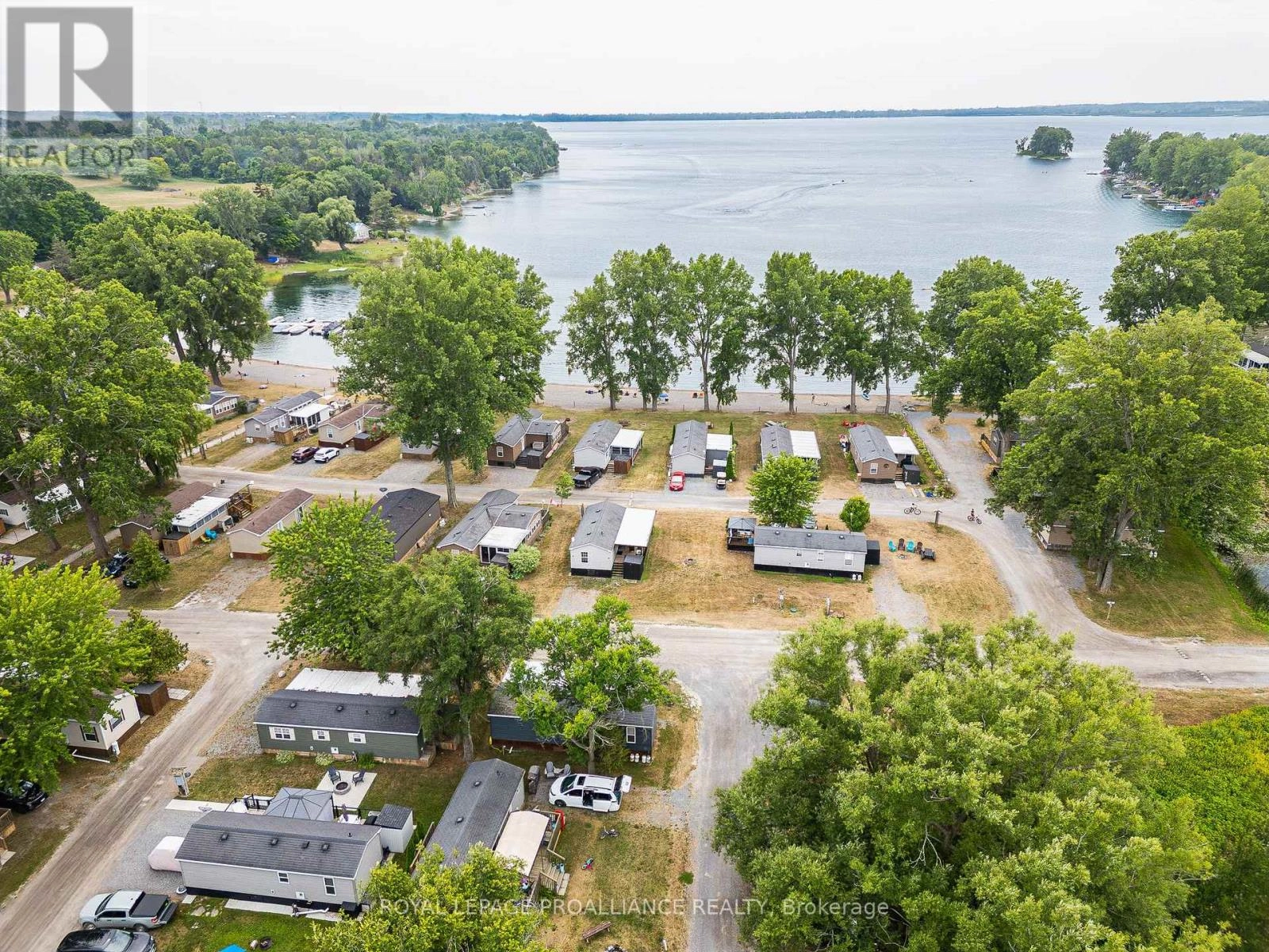 26 Beach View Lane - 486 County Road 18, Prince Edward County, Ontario  K0K 1P0 - Photo 3 - X12332725