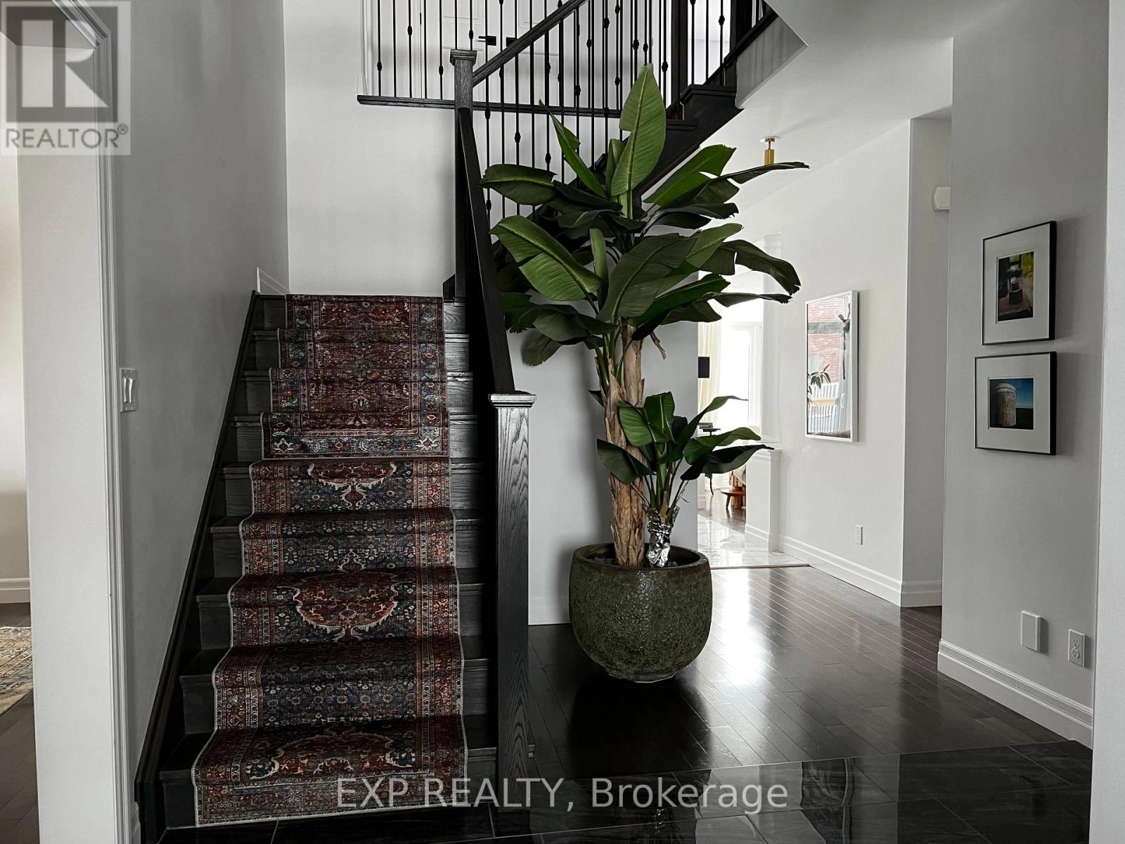 76 Essex Drive, Belleville, Ontario  K8N 0J1 - Photo 2 - X12332984