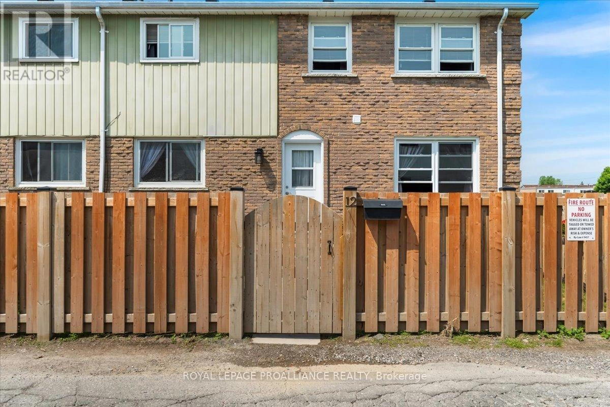 12 - 15 Tracey Park Drive, Belleville, Ontario  K8P 4R4 - Photo 1 - X12306928