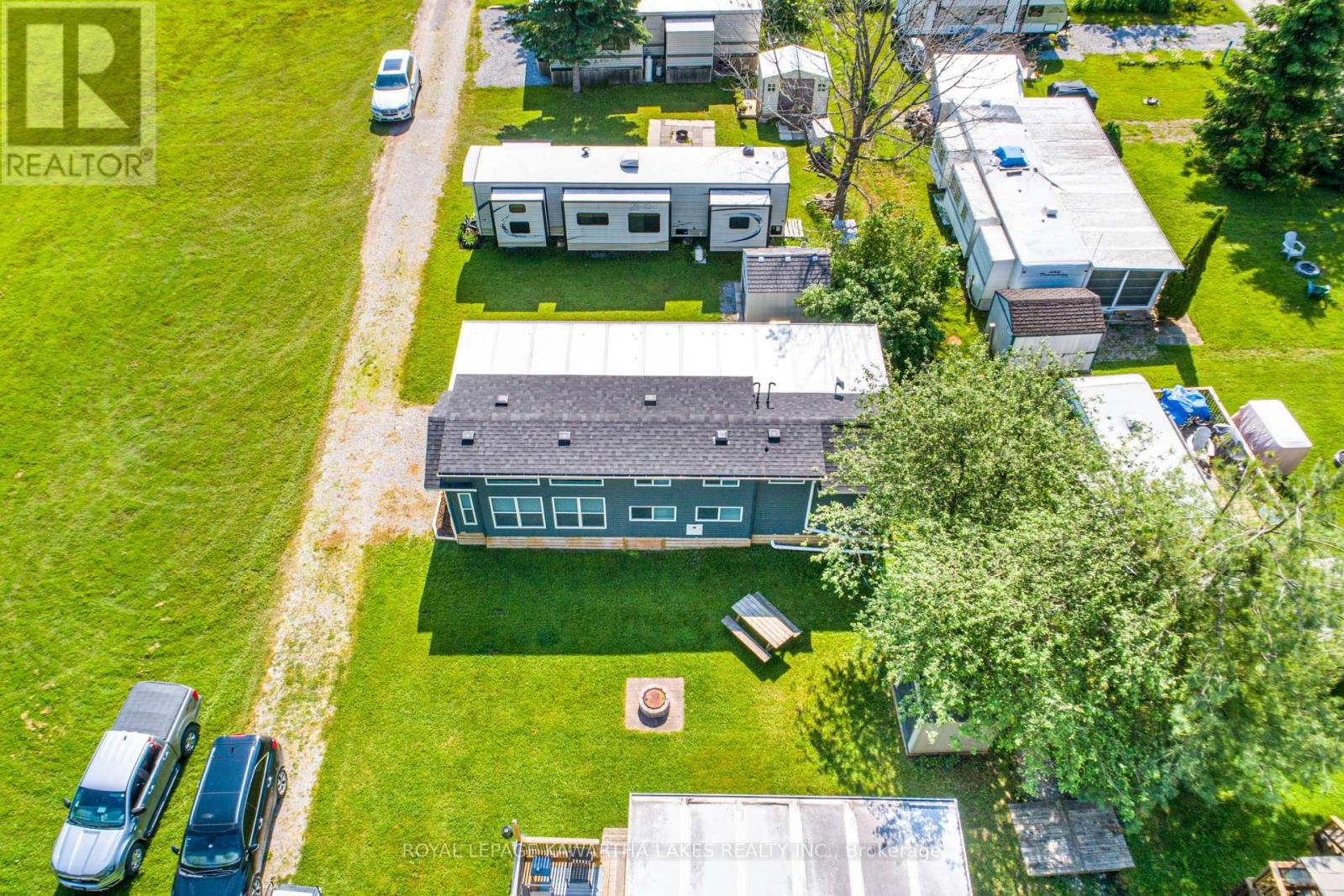 46 Alpine Street, Kawartha Lakes, Ontario  K9V 4R1 - Photo 3 - X12223796