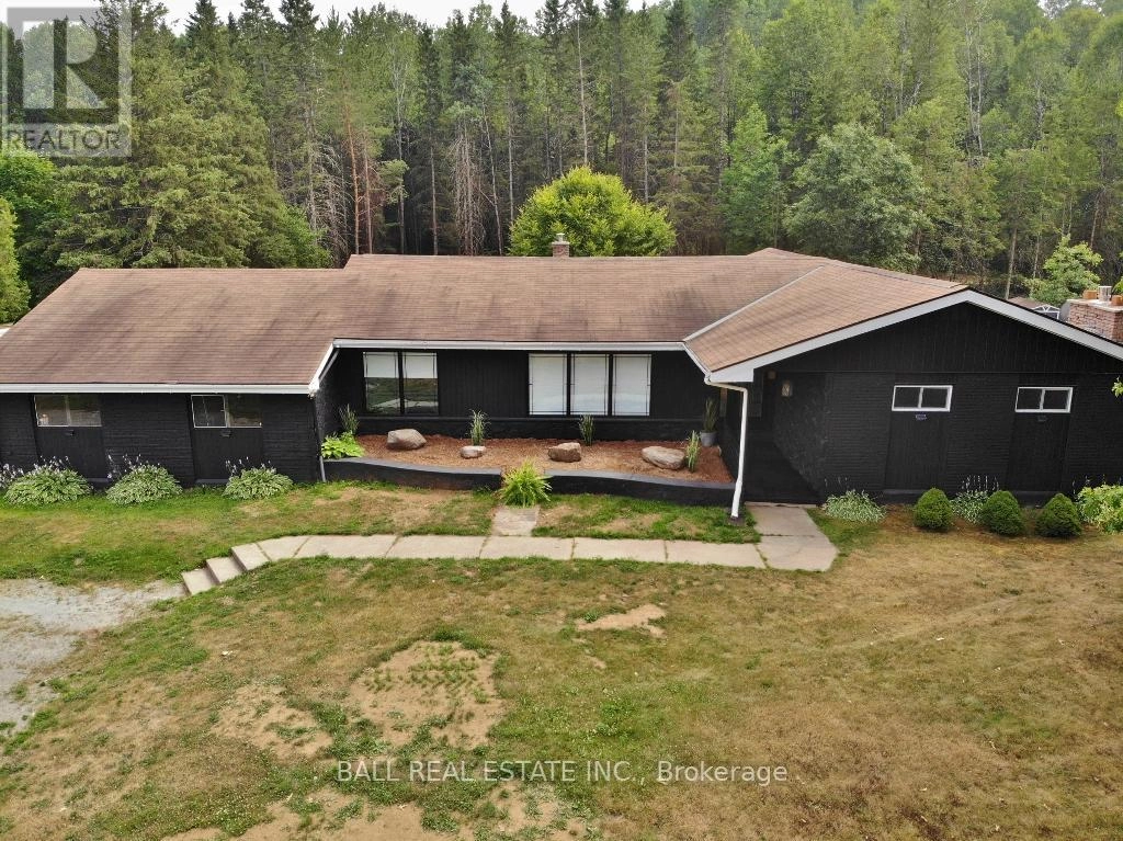20 Musclow-Greenview Road, Hastings Highlands, Ontario  K0L 1C0 - Photo 2 - X12333531