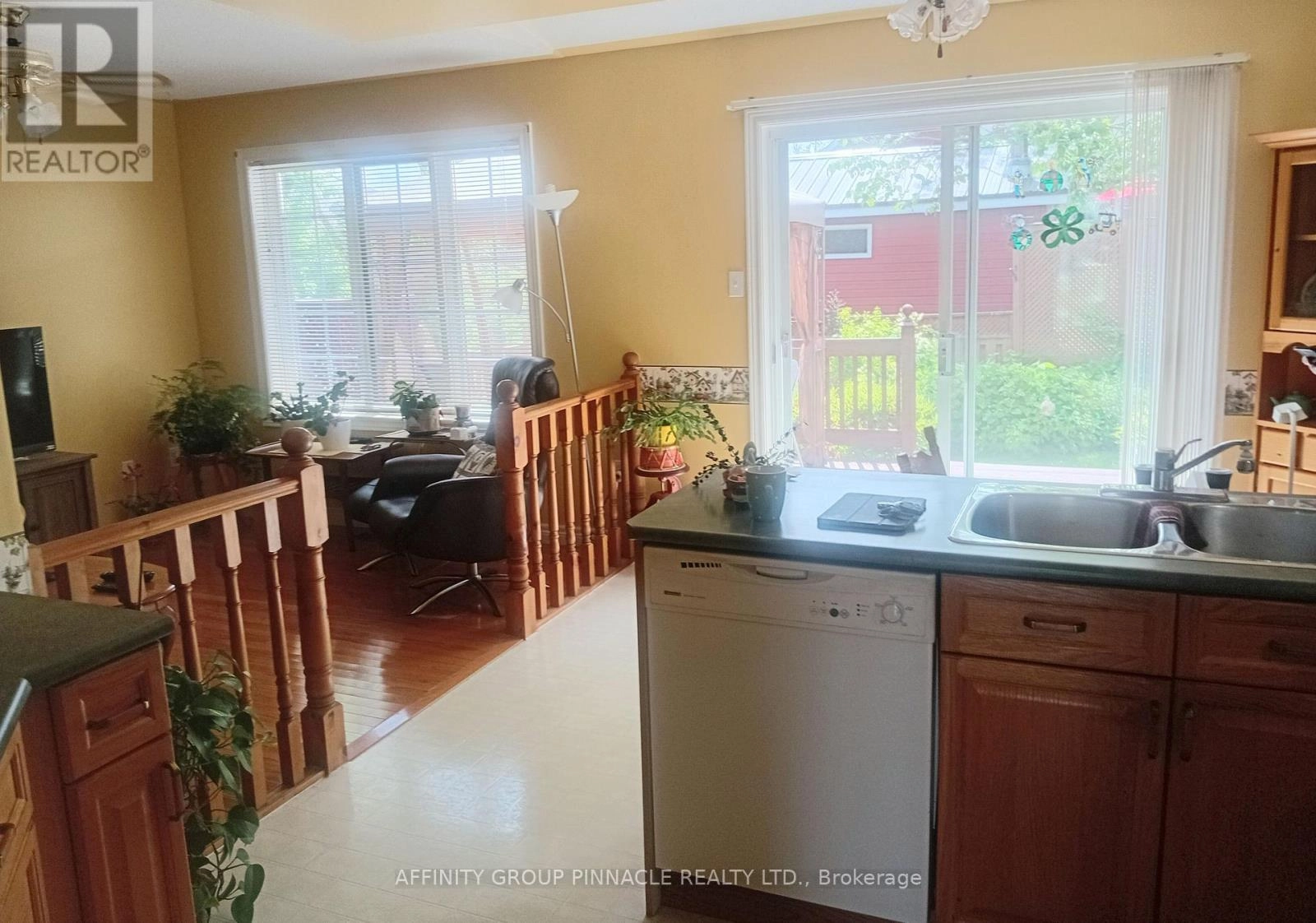 16 Hillview Drive, Kawartha Lakes, Ontario K0M 1A0 - Photo 7 - X12334101