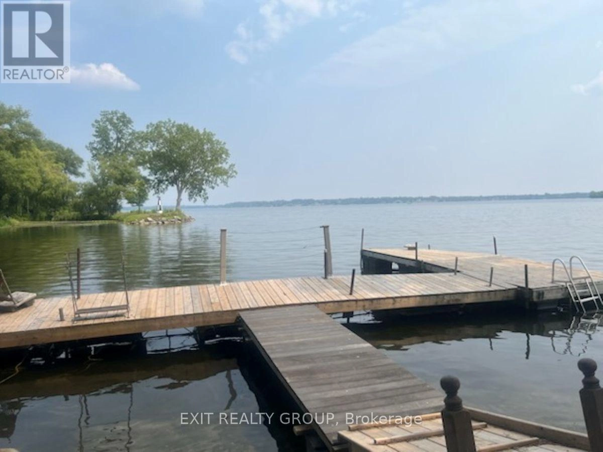 33 Carrying Place Road, Quinte West, Ontario  K8V 3E6 - Photo 2 - X12280046
