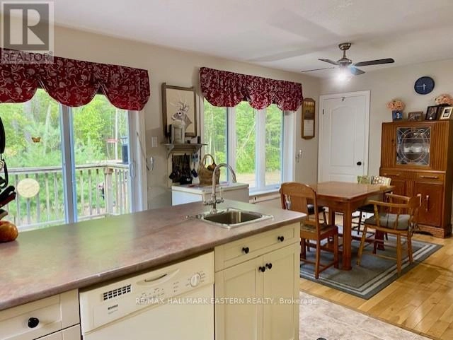 39 Buckhorn Narrows Road, Trent Lakes, Ontario  K0L 1J0 - Photo 2 - X12325696