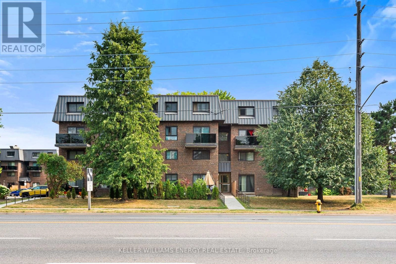 1 - 43 Taunton Road E, Oshawa, Ontario  L1G 3T6 - Photo 1 - E12336257