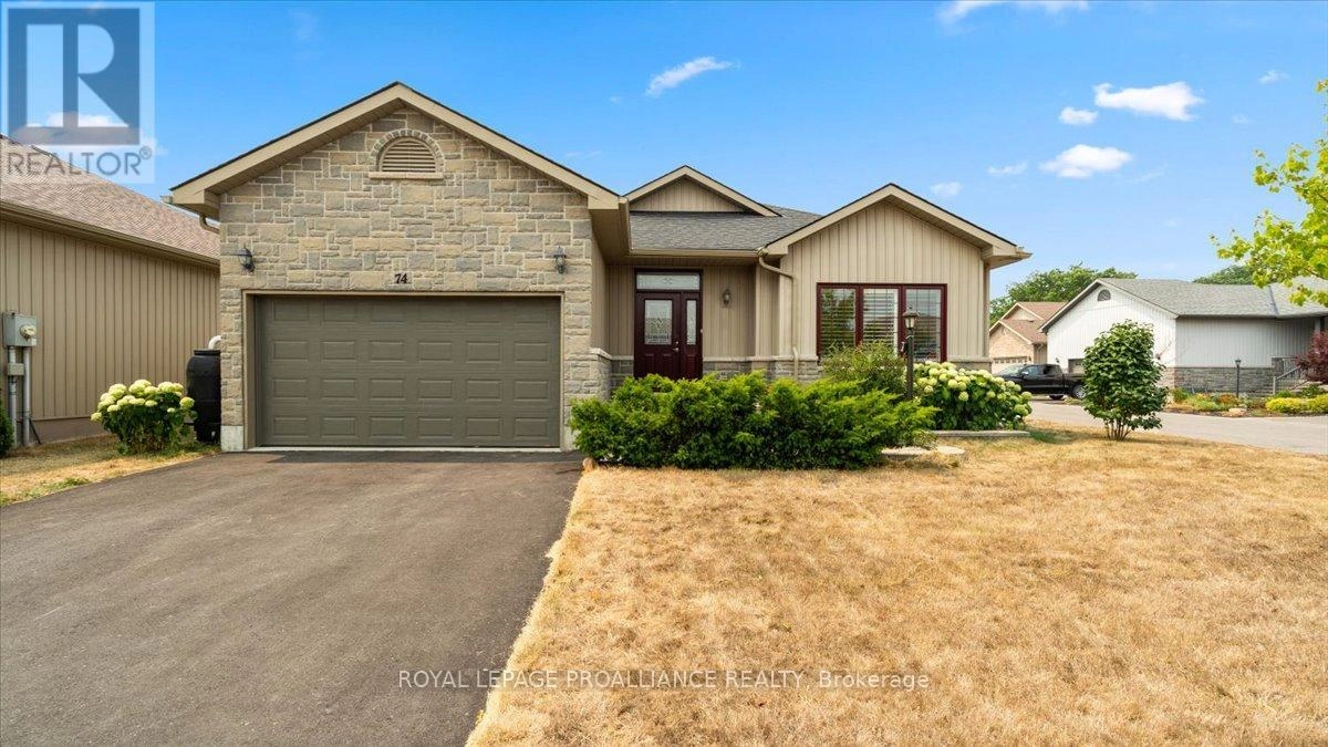 74 Dorchester Drive, Prince Edward County, Ontario  K0K 3L0 - Photo 3 - X12333342