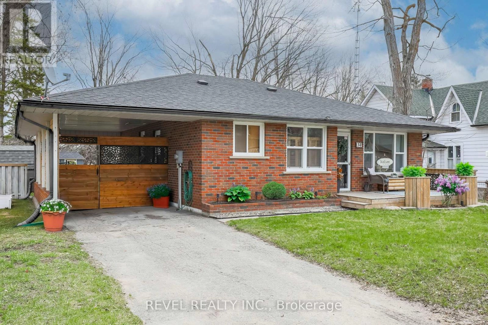 34 William Street, Kawartha Lakes, Ontario  K0M 1A0 - Photo 2 - X12336512