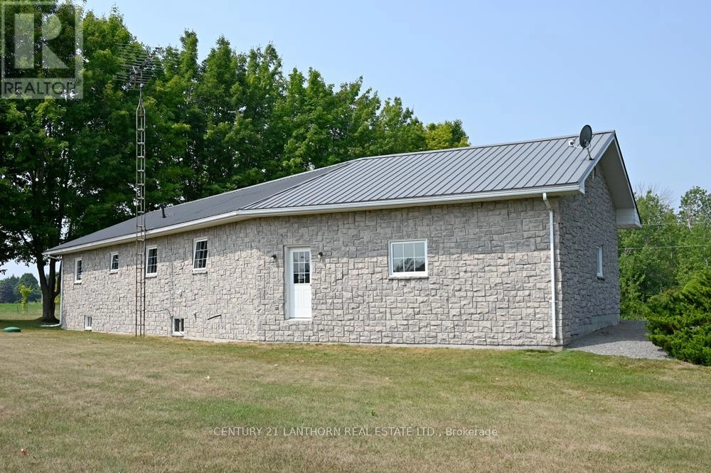 539 Shannon Road, Prince Edward County, Ontario  K0K 2T0 - Photo 3 - X12336564