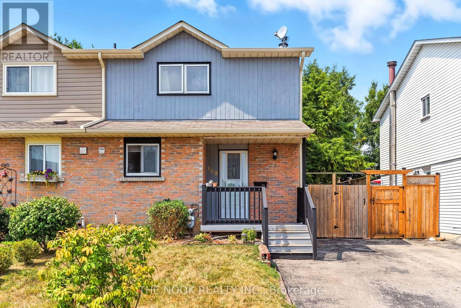 308 Chaleur Avenue, Oshawa, Ontario  L1J 6N6 - Photo 2 - E12338643