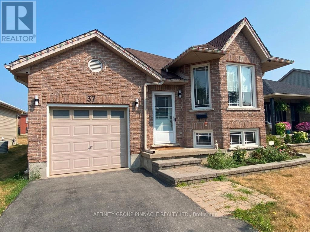37 Springdale Drive, Kawartha Lakes, Ontario  K9V 4R1 - Photo 2 - X12338837