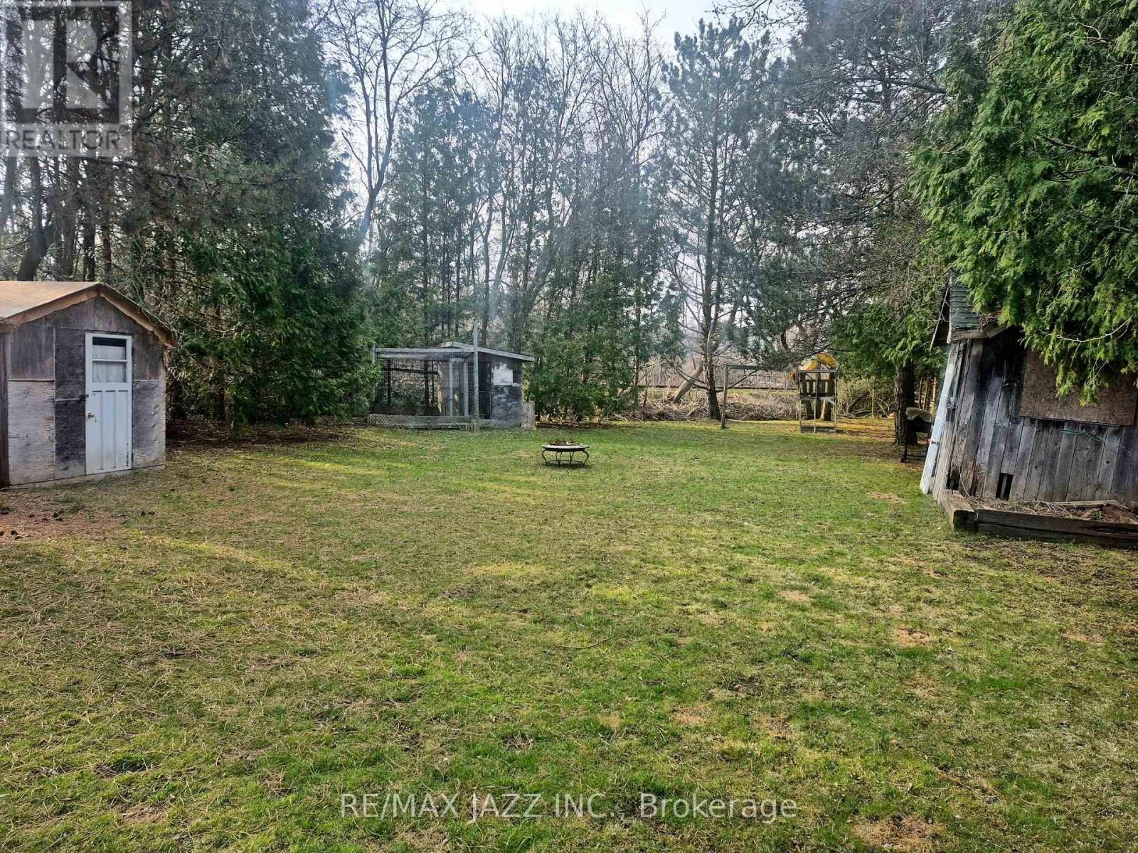 35 Maple Street, Uxbridge, Ontario  L9P 1C8 - Photo 3 - N12339013