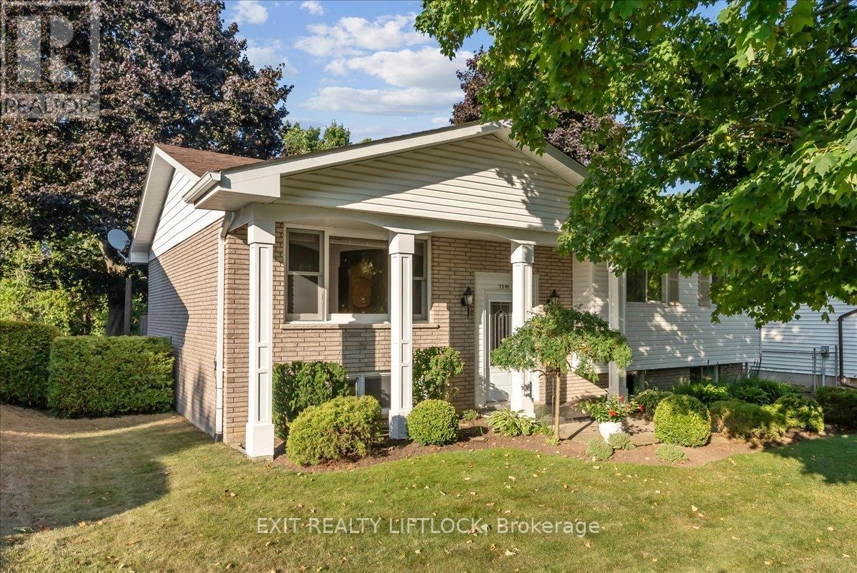 1540 Redwood Drive, Peterborough West, Ontario  K9K 1B4 - Photo 3 - X12339293