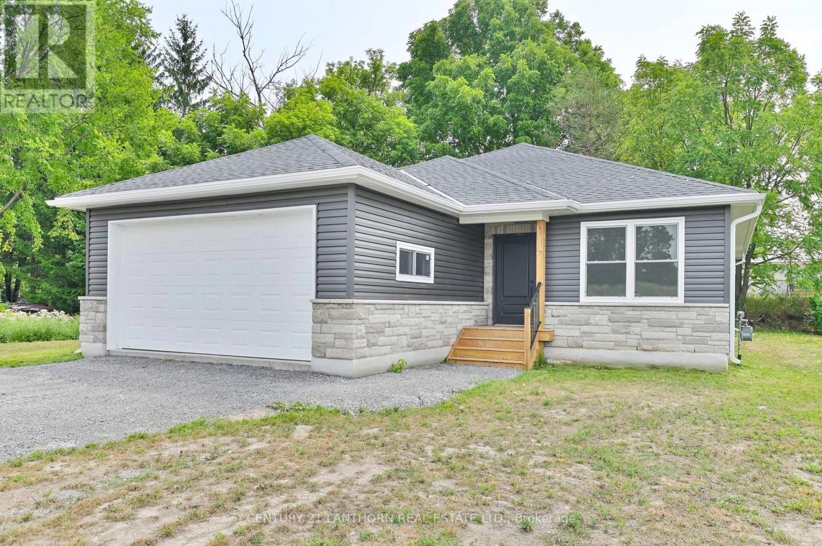 91 Duncan Street, Centre Hastings, Ontario  K0K 2K0 - Photo 2 - X12339765